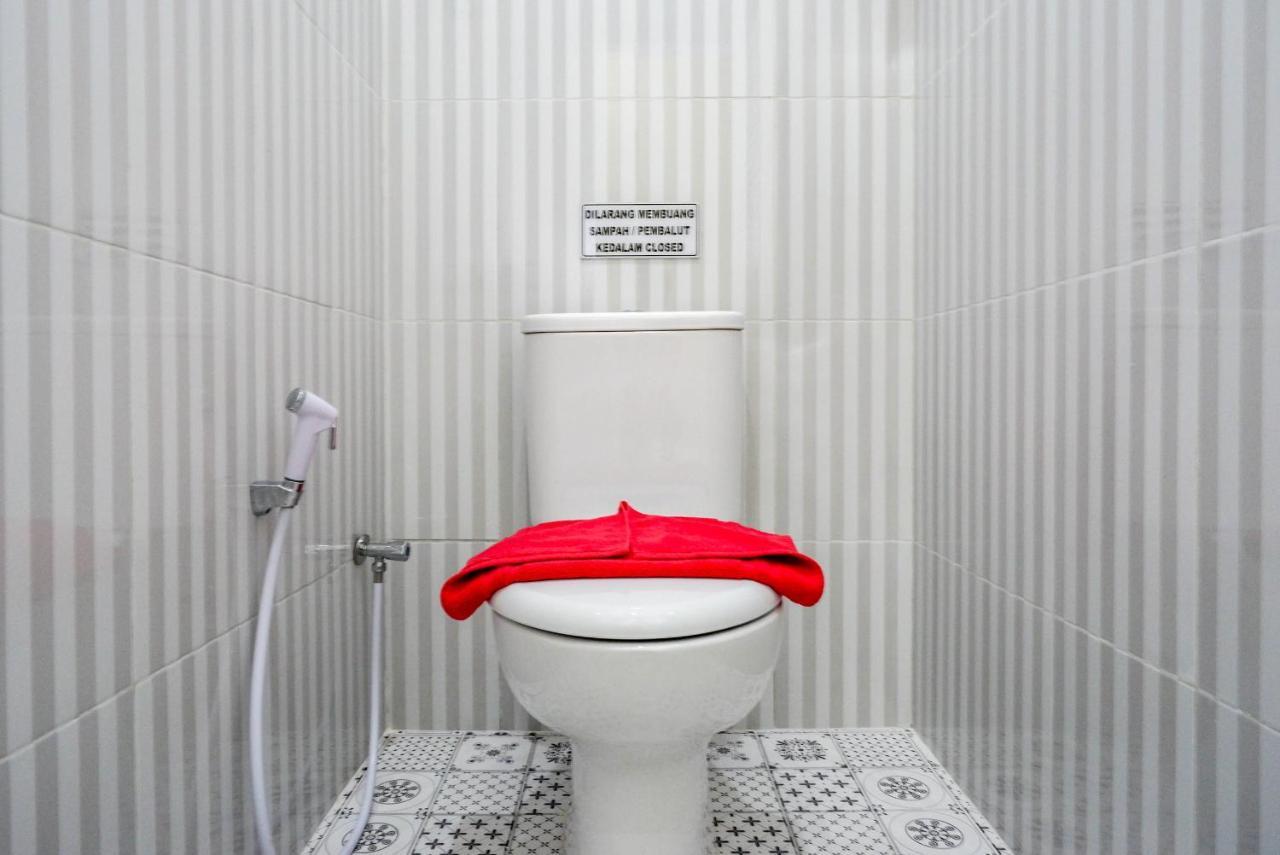 Reddoorz Near Rita Supermall Purwokerto 2 מראה חיצוני תמונה