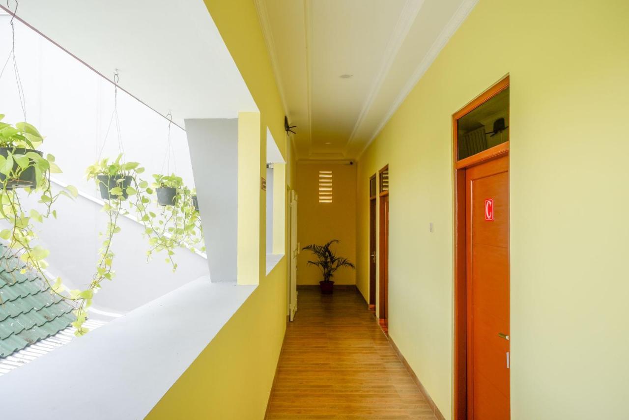 Reddoorz Near Rita Supermall Purwokerto 2 מראה חיצוני תמונה