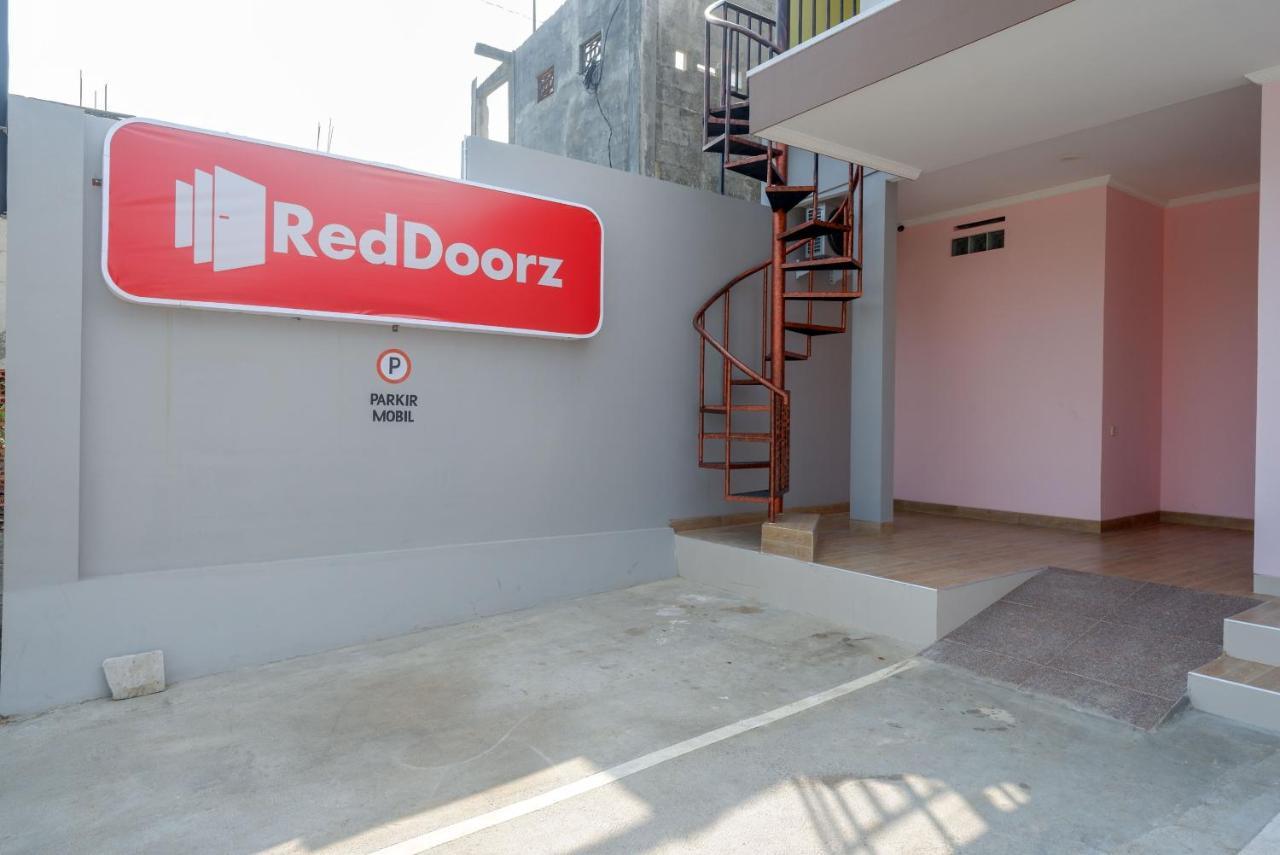 Reddoorz Near Rita Supermall Purwokerto 2 מראה חיצוני תמונה