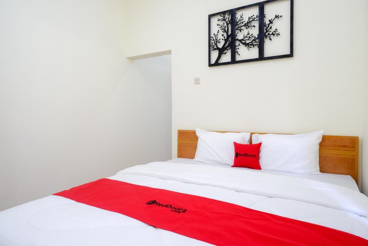Reddoorz Near Rita Supermall Purwokerto 2 מראה חיצוני תמונה