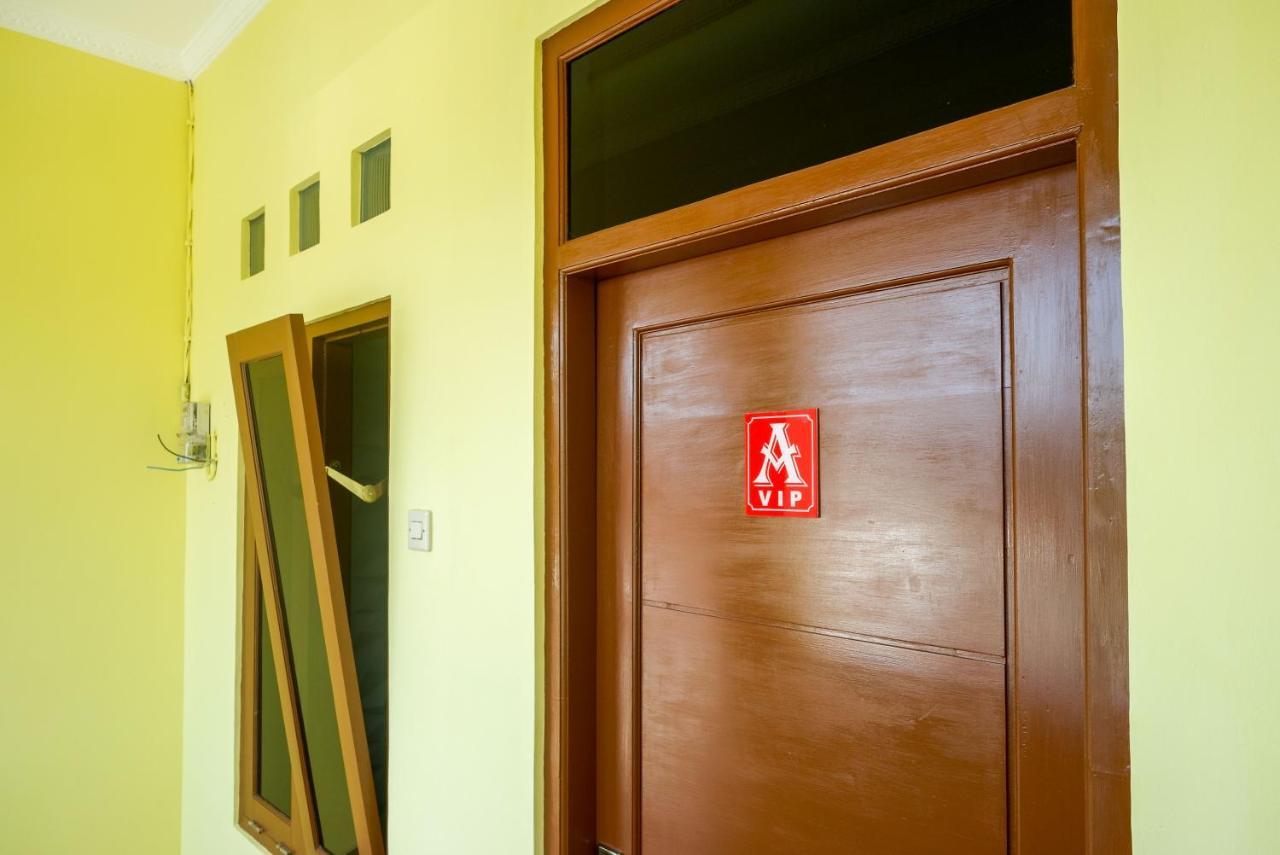 Reddoorz Near Rita Supermall Purwokerto 2 מראה חיצוני תמונה